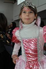 20170211170924_IMG_8875: Foto: Sokolovnu v Malíně zaplnily masky, desítky dětí se bavily na karnevale