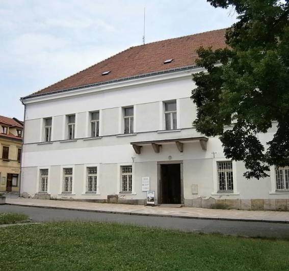 Českobrodská knihovna bude od pondělí do pátku uzavřena