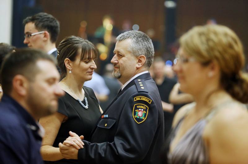 Foto: Plaňanští hasiči se vyřádili na plese v Radimi