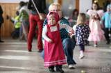 20170226211512_5G6H5404: Foto: Děti skotačily na karnevale v Křeseticích, tancovaly i soutěžily