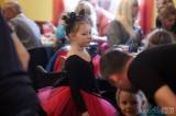 20170305210534_5G6H7828: Foto: Děti v neděli řádily v tanečním sále kaňkovské restaurace Na Baště