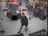 20170314144232_20170201-164100: Policisté hledají neznámého muže z kamerového záznamu prodejny