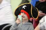 20170318163647_5G6H0775: Foto: S dětmi v Bahně si na sobotním karnevale pohráli piráti