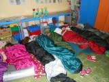 20170331083658_andersen109: Děti z Masaryčky přenocovaly ve škole v rámci akce „Noc s Andersenem“