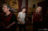 20170416091204_x-7585: Foto: Na Fialkovém plese ve Žlebech řádily jeptišky z filmu Sestra v akci
