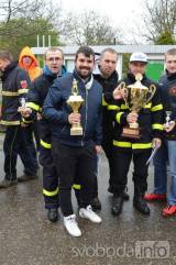 20170424205718_DSC_0957: V Hostovlicích kralovaly hasičky z Golčova Jeníkova a muži z Kynic