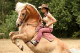 5g6h2330: Foto: Na sobotním „odpoledni s koňmi“ v Čestíně si užili spoustu soutěží