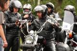 5g6h2804: Foto, video: Motorkáři se pobavili soutěžemi, pak jim zahrály kapely Monty Jack a Kozičky