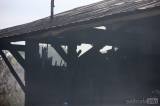 20170514102915_5G6H1918: Hasiči v neděli dopoledne bojovali s požárem bývalého skladu na městském nádraží