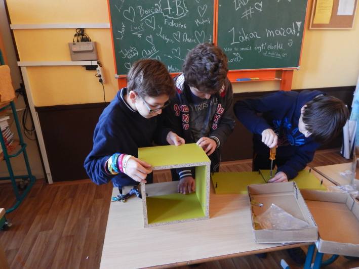 Sedmáci z kutnohorské ZŠ T.G. Masaryka si vylepšili třídu