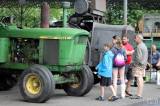 20170604171630_IMG_8513: Foto: Historické stroje v akci! Pradědečkův traktor v zemědělském muzeu nabídl pestrý program