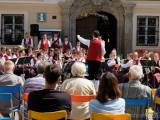 20170611154241_DSCF9422: Foto: Na Palackého náměstí v Kutné Hoře zazněla dechová hudba