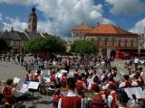 20170611154242_DSCF9461: Foto: Na Palackého náměstí v Kutné Hoře zazněla dechová hudba