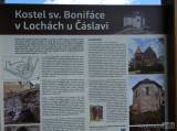 20170615090929_17: U kostela sv. Bonifáce v Lochách najdete nové informační tabule