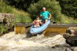 20170718154854_5G6H2143: Foto: Vodácká výprava AVZO Nové Dvory zdolává řeku Sázavu
