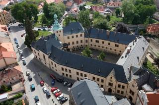 Plán chystané rekonstrukce Vlašského dvora připomenou zastupitelům i veřejnosti