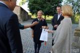 20170825103547_IMG_3666: Lotyšskou ministryni  Melbārde přívitali v Kutné Hoře prohlídkou galerie