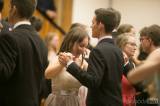 20170916091944_x-9497: Foto: V kolínských tanečních se v pátek učili waltz