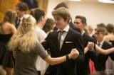 20170916091944_x-9501: Foto: V kolínských tanečních se v pátek učili waltz