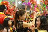 20171001004730_5G6H2020: Foto, video: Vietnamské děti slavily v malínské sokolovně Tet Trung Thu