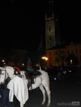 20171109211616_DSCN8963: Foto: Lampiónový průvod centrem Čáslavi navštívil svatý Martin na bílém koni