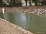 20171112115832_15: Do sádkového rybníku poteče voda z rybníku Homolka potrubím