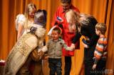20171203175000_5G6H5730: Foto: Mikulášskou pohádku s nadílkou si užily děti v Tylově divadle v Kutné Hoře