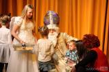 20171203175001_5G6H5746: Foto: Mikulášskou pohádku s nadílkou si užily děti v Tylově divadle v Kutné Hoře