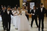 20171209100730_IMG_0554: Foto: V Uhlířských Janovicích tančili na závěrečném věnečku
