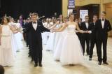 20171209100730_IMG_0558: Foto: V Uhlířských Janovicích tančili na závěrečném věnečku