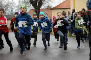  Foto: Po třiatřicáté odstartovali Silvestrovský běh ve Svatém Mikuláši