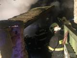 20180112095204_1: Tři jednotky hasičů likvidovaly požár kůlny v Cerhenicích