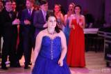 20180119235509_5G6H2900: Foto: Absolventi z SOŠ a SOU řemesel tančili v pátek na svém plese v Lorci