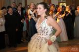 20180209233014_IMG_9702: Foto: Studentky a dva studenti Pedagogického lycea v Čáslavi si na maturitním plese převzali svoje šerpy