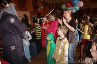 S dětmi na karnevale na Štrampouchu si v sobotu zatančí i černokněžník!
