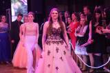 20180310183921_IMG_7184: Foto: Pátek v MSD patřil maturitnímu plesu Obchodní akademie
