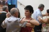 20180420225003_5G6H3842: Foto: Na hlízovské Tančírně se v pátek sešly páry z tanečních pro dospělé