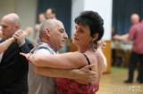 20180420225007_5G6H4100: Foto: Na hlízovské Tančírně se v pátek sešly páry z tanečních pro dospělé