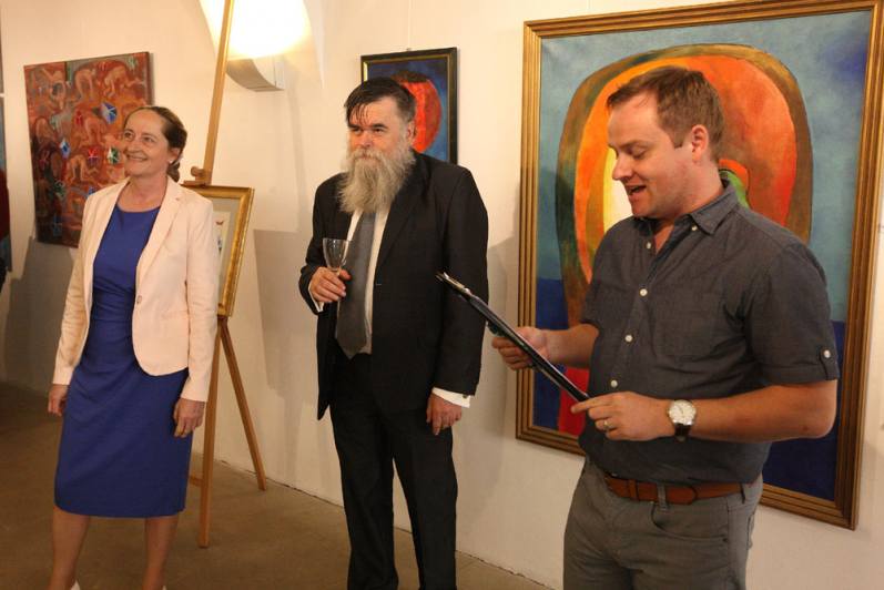 Foto: Vernisáž otevřela výstavu obrazů „Barvy v čase“ ve Spolkovém domě
