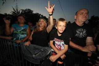 Foto: V Pečkách si v sobotu pořádně užili koncert Viléma Čoka
