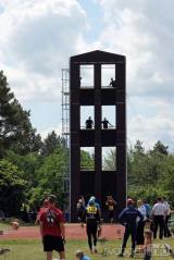 20180602190601_IMG_5457: Foto: V Krchlebech se uskutečnil sedmnáctý ročník závodu ve výstupu do čtvrtého podlaží - „Krchlebská věž“