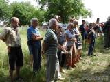 20180603224045_70: Foto: Požehnali obnovenému kříži v Kozojedech u Ratají nad Sázavou