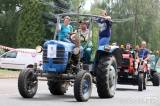 20180609161258_5G6H8677: Foto: Třetí traktoriádu v Bramborách zahájila tradiční spanilá jízda