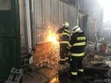 20180701085800_06-006: Video, foto: Požár autodílny ve Viticích napáchal škodu za tři miliony