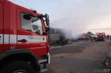 20180701085803_16-016: Video, foto: Požár autodílny ve Viticích napáchal škodu za tři miliony