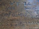 20180725074829_DSCN6896: Vandalům, kteří v kostele sv. Jakuba vyryli graffiti, patří poděkování