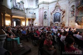 Na koncertu „Srpnová tajemství“ v kostele sv. Jana Nepomuckého uslyšíte muzikálové melodie