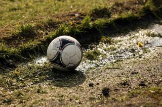 Fotbalová kariéra může začít v pondělí na hřišti v Nových Dvorech