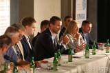20180921010220_5G6H9645: Foto: Zástupci dvanácti kutnohorských kandidátek diskutovali v refektáři GASK