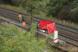 20181008102324_x-8441: Foto: Muž zemřel u kolínského Tesca pod koly vlaku
